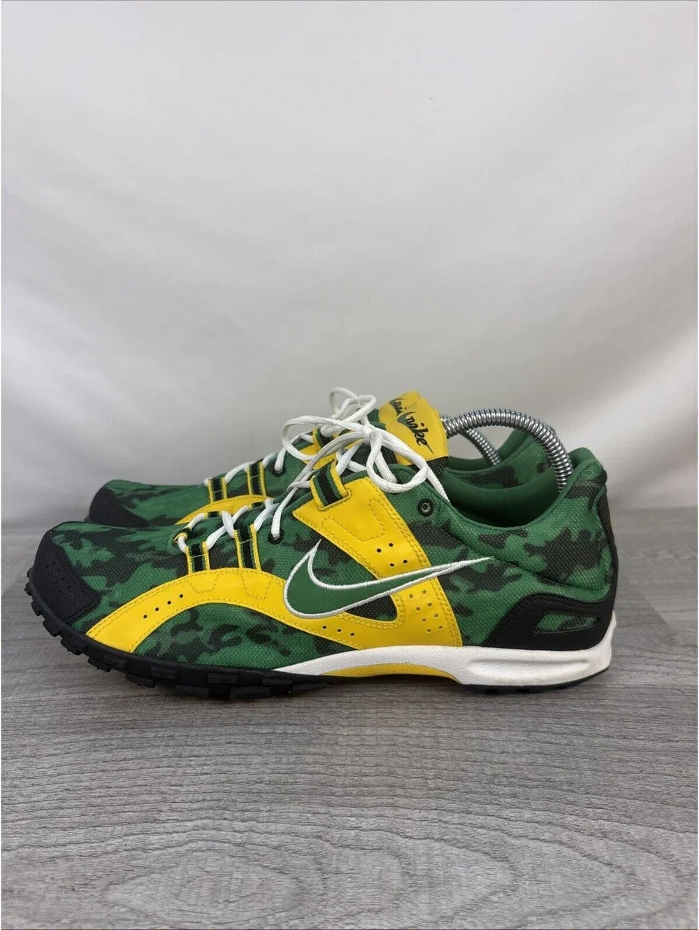 Nike Bowerman Track Shoes Green Yellow Size 12